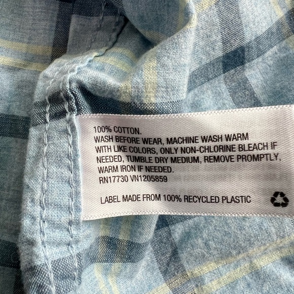 Cat and Jack toddler size 5T light blue button-down shirt - Picture 4 of 5